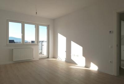 Apartament cu 2 camere decomandat în Tractorul - 3