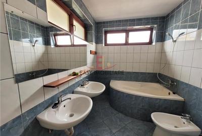 Casa 4 Camere , Semi-Central , 180mp , Targu Mures - 3
