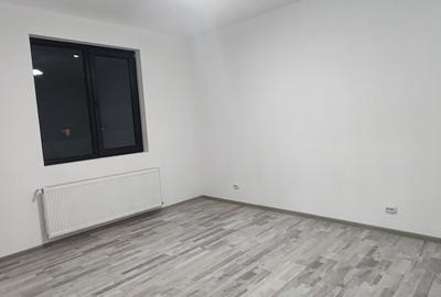 Casă cu 4 camere cu Teren 180 Mp în Central - 11
