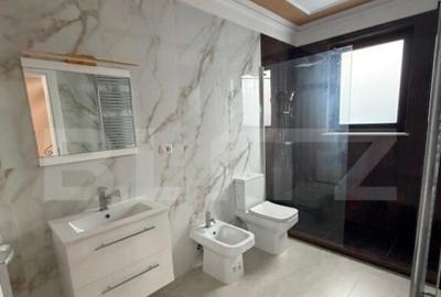 Casă cu 4 camere cu Teren 400 Mp în Central - 12