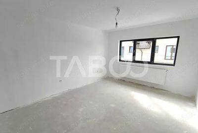 Apartament cu 3 camere decomandat în Central - 2