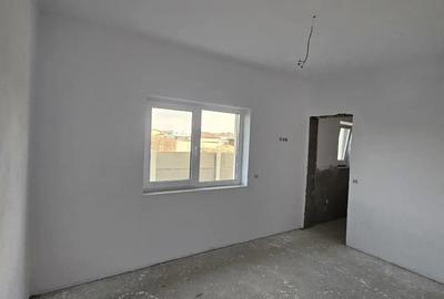 Vand jumatate de duplex in Sanandrei - 3