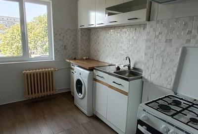 Apartament cu 3 camere semidecomandat, mobilat în Nord - 6