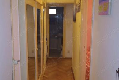Inchiriez apartament 3 camere in Drumul Taberei - la 5 min. de metrou - 6