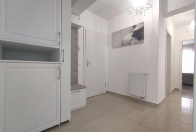 Inchiriere 3 camere complet mobilat etaj 2 Brasov
