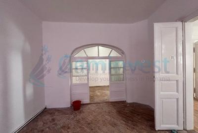 Apartament cu 3 camere semidecomandat în Ultracentral - 2