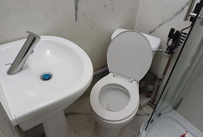 Garsonieră decomandată în Steaua - 2