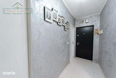 Apartament cu 3 camere semidecomandat în Central - 1