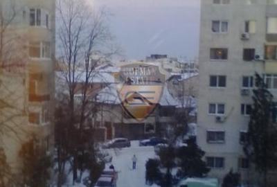 3 camere Casa de Cultura et 4/10, centrala gaze, 2 balcoane - 6 mp, 62 mp utili - 3