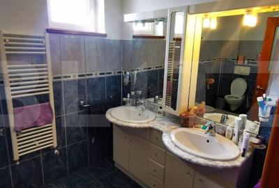 Casa in Harman, cu panouri fotovoltaice,  340 mp utili , 1000 mp teren - 9