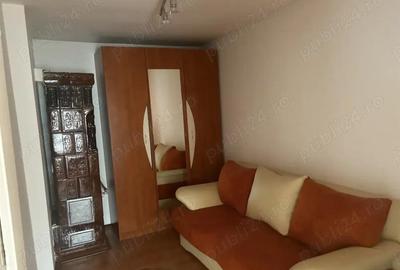 Vanzare casa cartier 23 August - 5