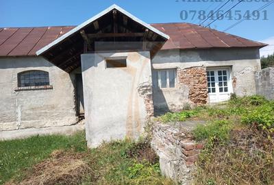 Teren Construcții intravilan de 672 mp, în Aninoasa - 4