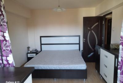 Apartament decomandat, 3 camere, 80 mp, zona Ramada - 2