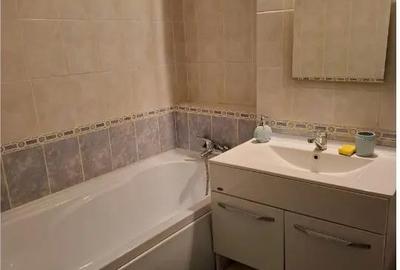Apartament cu 2 camere decomandat în 9 Mai