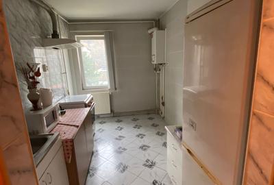 Apartament cu 2 camere decomandat în Tudor - 2