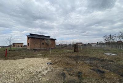 Teren de 1010 mp, în Botiz - 1