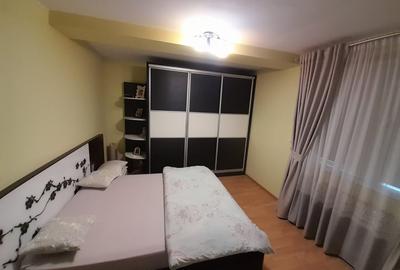 Apartament cu 3 camere decomandat, mobilat în Sud - 4