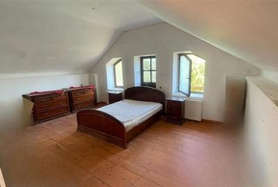 Casa speciala cu istorie de vanzare Jimbor | Fosta scoala - 11