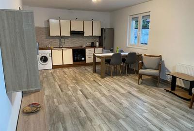 Apartament cu 3 camere în Bujac