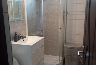Apartament cu 2 camere decomandat în Ozana