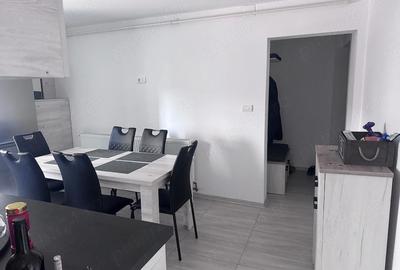 Apartament cu 2 camere decomandat în Central - 3