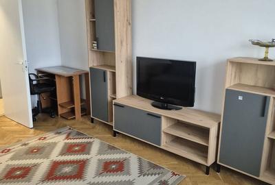 Apartament cu 3 camere decomandat în Astra - 6