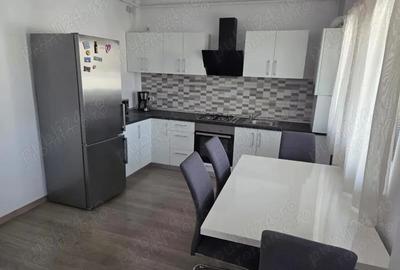 Apartament cu 2 camere semidecomandat în Dacia