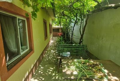 Casă cu 3 camere în Central - 4