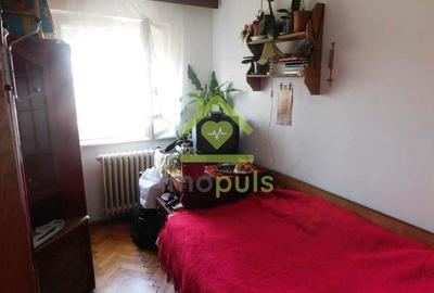 4 camere la pret de 3. Pozitie excelenta. ? - 6