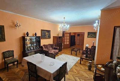 Casă cu 4 camere în Democrației - 16