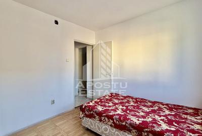 Apartament cu 3 camere decomandat, mobilat în Central - 8