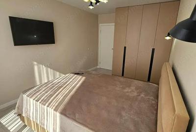 Garsonieră decomandată în Tractorul