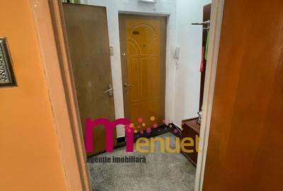 Apartament 2 camere,zona Big,etaj 1 - 2