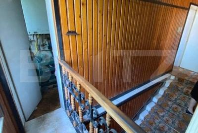 Apartament de 4 camere, decomandat, 212 mp si teren, zona Neptun - 2