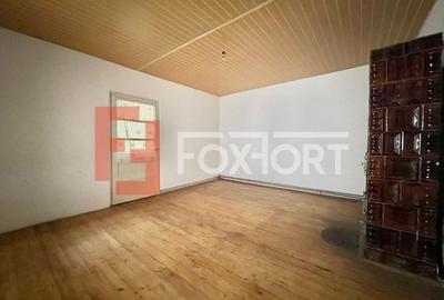 Casa individuala cu 3 camere si teren de 952 mp, zona Crisan - 15
