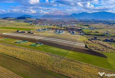 Teren de 8900 mp, în Sânpetru - 4