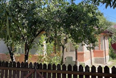 Casă cu 2 camere cu Teren 1200 Mp în Pleșești (Podgoria) - 4