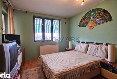 Casă cu 8 camere cu Teren 1400 Mp în Giroc - 10