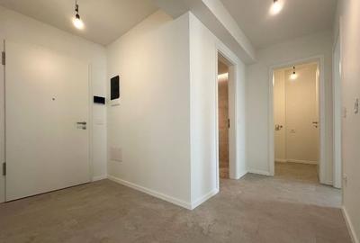 Apartament cu 21 camere decomandat în Tractorul - 9
