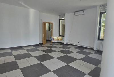 Spațiu comercial, de 252 mp, în Ultracentral - 9