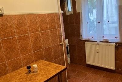 Apartament cu 2 camere decomandat în Bârzești - 3