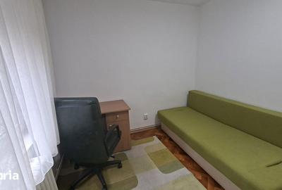 Apartament cu 4 camere decomandat, mobilat în 7 Noiembrie - 1