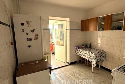Apartament cu 2 camere decomandat în Brătianu
