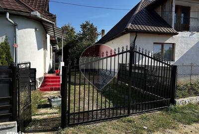 Casă cu 4 camere în Bârsana