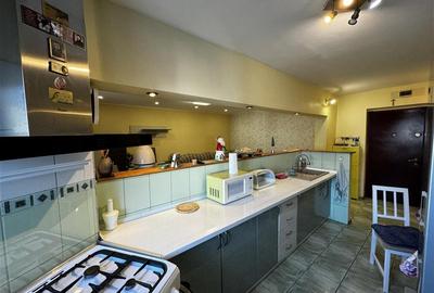Apartament 3 camere BD. UNIRII - 4