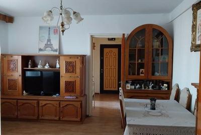 Apartament cu 3 camere semidecomandat în Central - 4