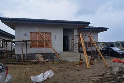 Casă individuală cu 4 camere cu Canalizare în Brănești - 7