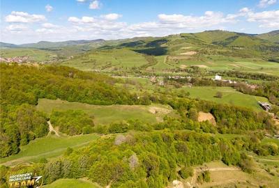 FILM! Teren extravilan cu priveliste deosebita, 11.306 mp, M - 10