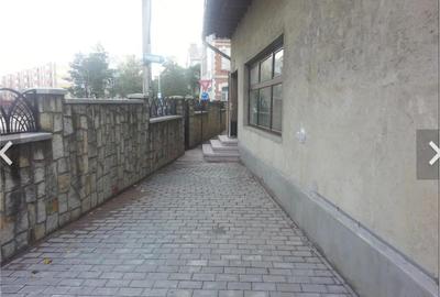 Casă cu 10 camere cu Teren 700 Mp în Rădăuți - 8