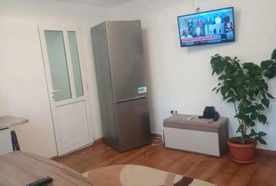 Apartament 3 camere Micro 14